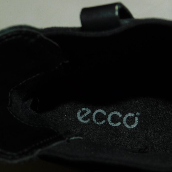 Ecco Saunter Black Leather Mid Cut Ankle Chelsea Boots Size 39 US Size 8-8.5 - Picture 12 of 14